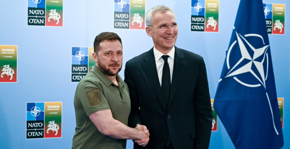 Stoltenberg: SAD da nastavi da šalje pomoć Ukrajini