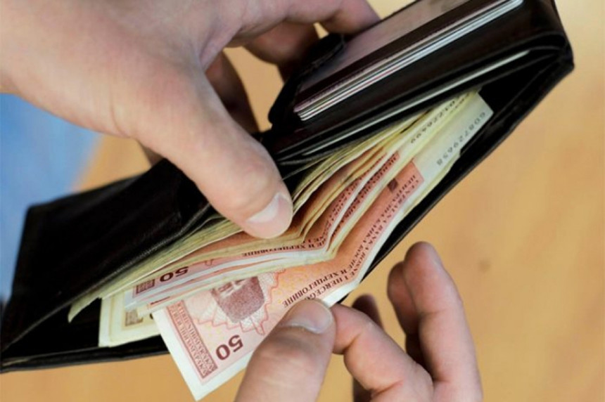 Koliko su povećane penzije u Srpskoj, a koliko u FBiH?