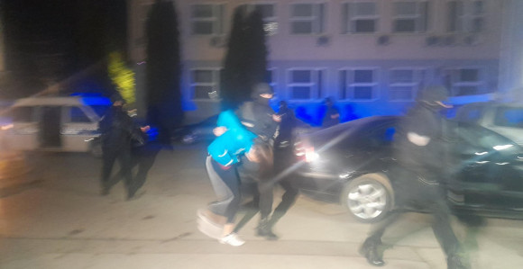 Osumnjičeni za ubistvo u Doboju predati tužiocu