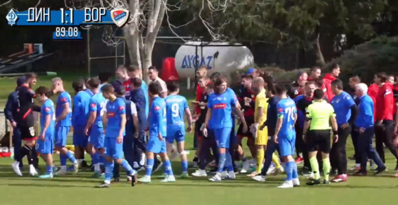 Haos na utakmici Borca: Potukli se fudbaleri (VIDEO)