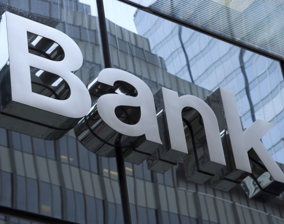 Nazvao banku i predstavio se kao direktor, prebacili mu 180.000 evra