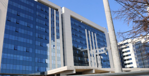 Gdje će UIO naći novac za kumovu zgradu u Banjaluci