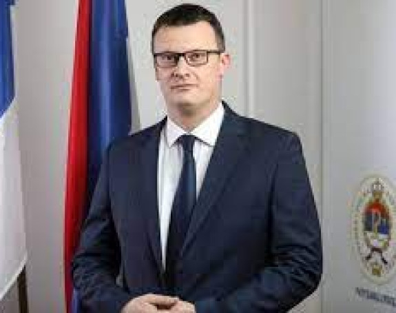 Božović: Šta radi Dodik na ovakvim sastancima