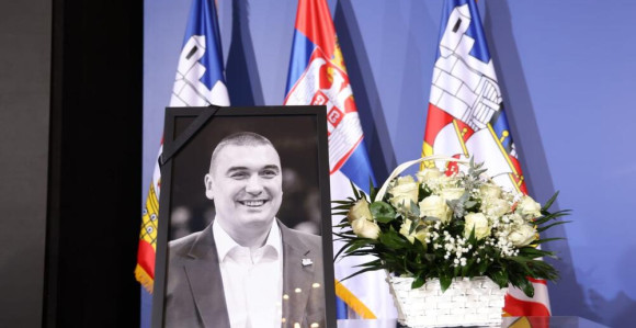 Suze, dirljivi govori... Oproštaj od Dejana Milojevića