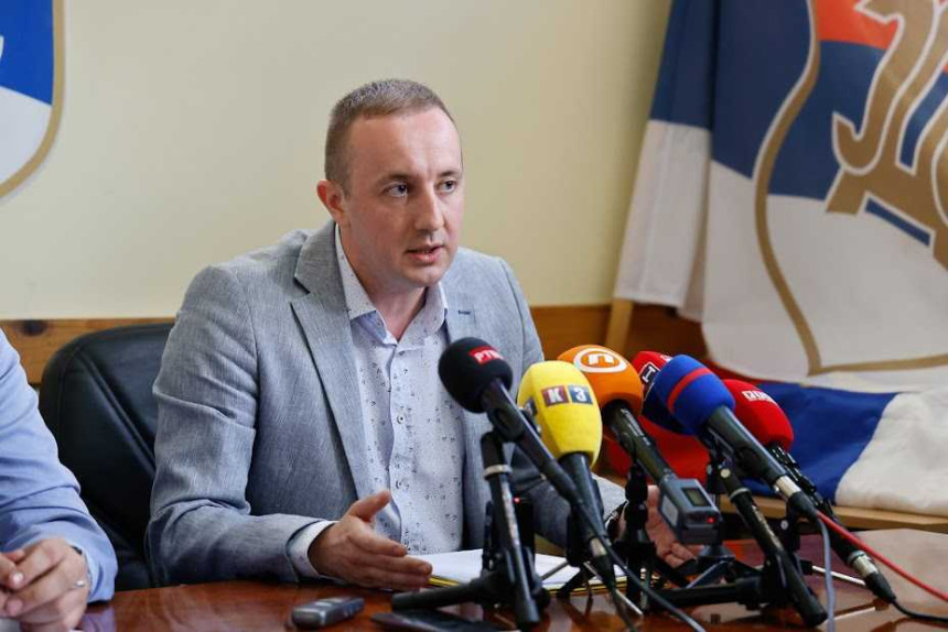"Ako neće poštovati NS RS, hajde da je raspustimo"