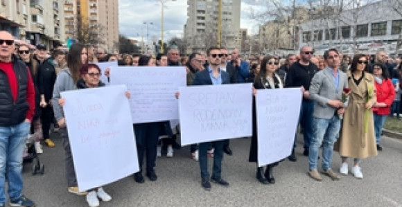 Protest u Tuzli: Šta kaže brat ubijene Amre?