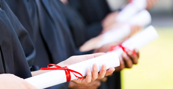  U CG preko 20.000 lažnih diploma, najviše u zdravstvu