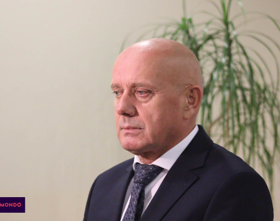 "За шаку арапских долара продали сте Републику Српску"