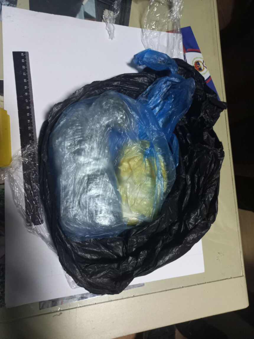 Uhapšena tri lica u Bratuncu zbog rasturanja droge