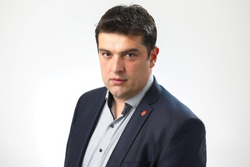 Berjan traži izvinjenje od Nestorovića
