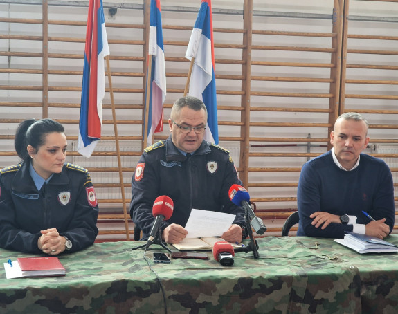Пронађене стабљике конопље, ухапшено двоје у Бијељини