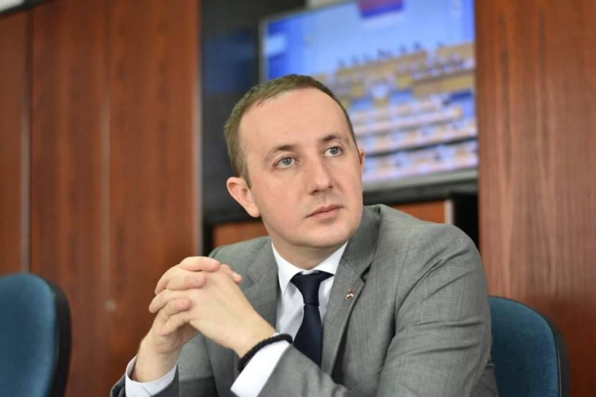 Несторовић показао да је политички дилетант