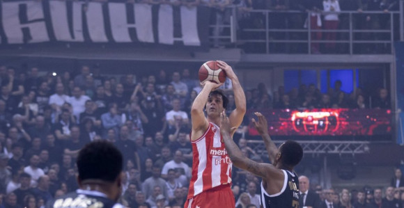 Теодосић водио Звезду до побједе против Партизана