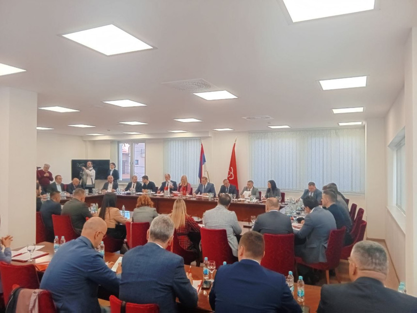 SNSD aktivisti dobili smjernice: Brutalno u napad