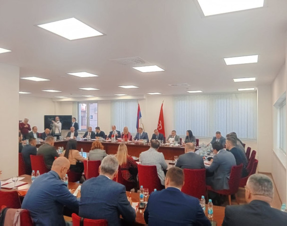 SNSD aktivisti dobili smjernice: Brutalno u napad