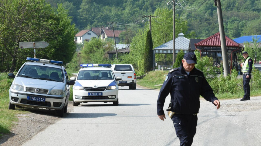 Produžen pritvor za masakr kod Mladenovca