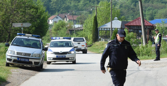 Produžen pritvor za masakr kod Mladenovca