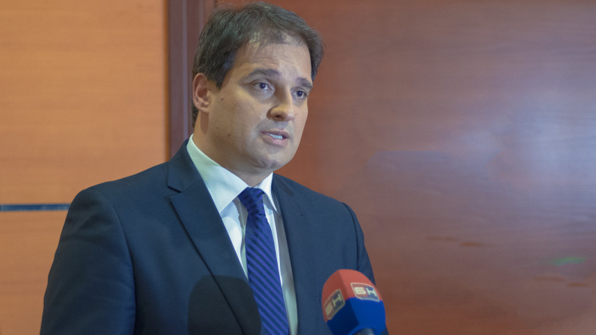 Тешко ономе коме Додикови помажу, кад тад ће их то прескупо коштати