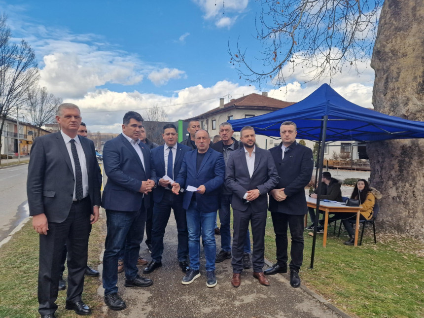 Podrška građanima Lopara stigla i od poslanika PDP-a