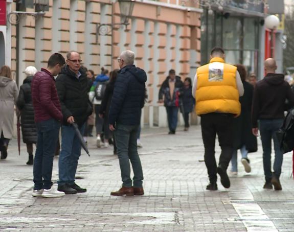 Malo nas se rađa, mnogo umire, a sve više iseljava...