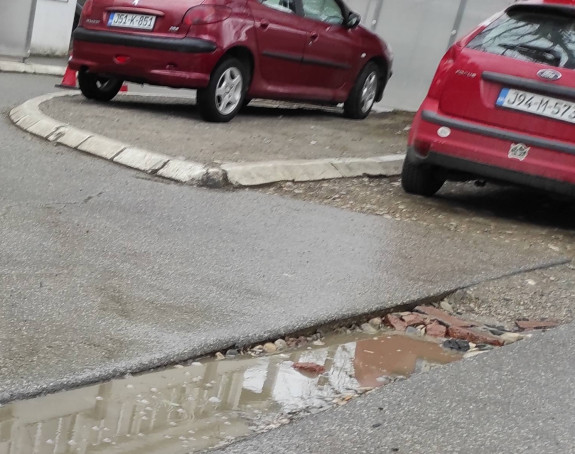 Potrebno terensko vozilo za prilaz Poliklinici u BL
