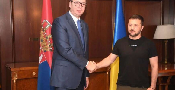 Vučić razgovarao sa Zelenskim u Tirani
