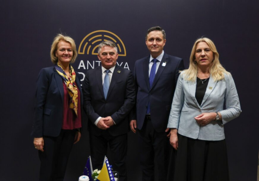 Predsjedništvo sa Ajhorst: Pred BiH je još mnogo posla