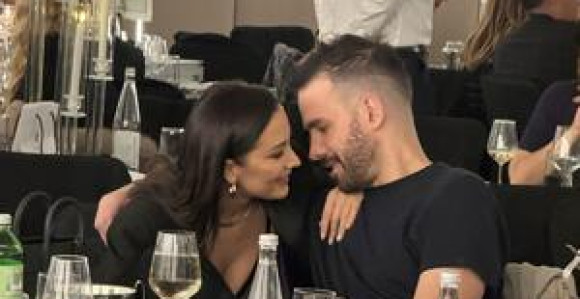 Prija otkrila tajnu: Evo šta Filip radi u krevetu...