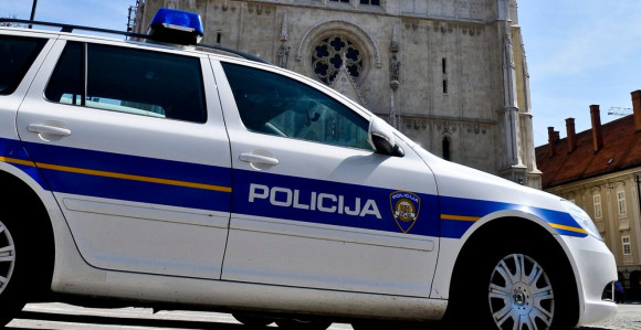Užas u Zagrebu: Ubio oca, jurila ga policija