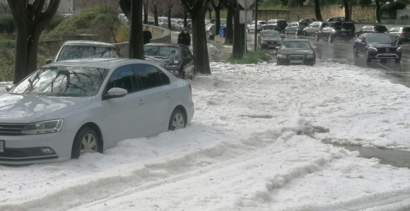 Grad zabijelio Split, pijavica kod Šolte (VIDEO)