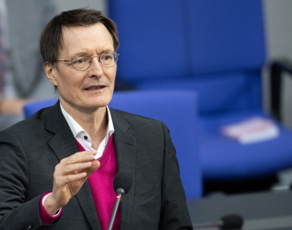 "Глупо је рећи да се не припремамо за војни сукоб"