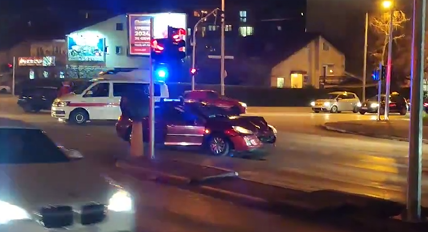 Udes u Banjaluci, na terenu tri vozila hitne pomoći