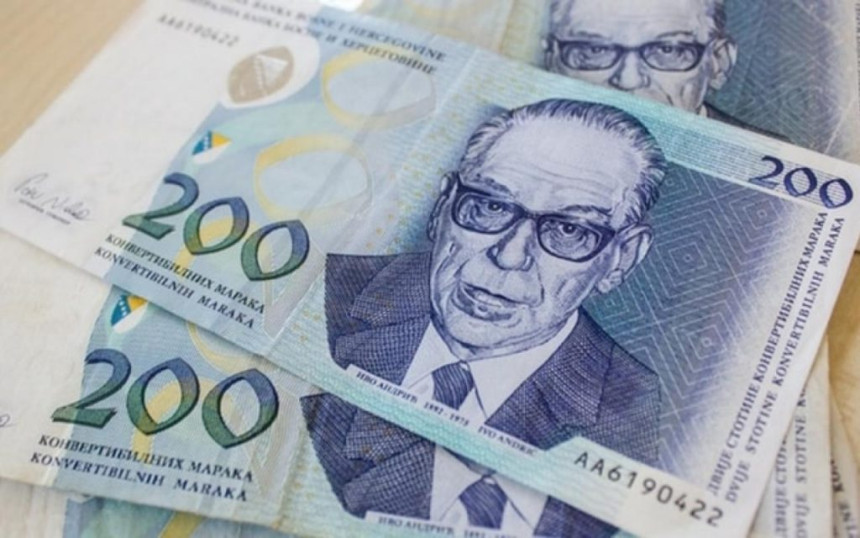 Stanari prvi po visini plate, Banjaluka peta