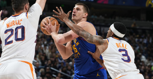 Denver izgubio od Finiksa, Jokić ostvario dabl-dabl