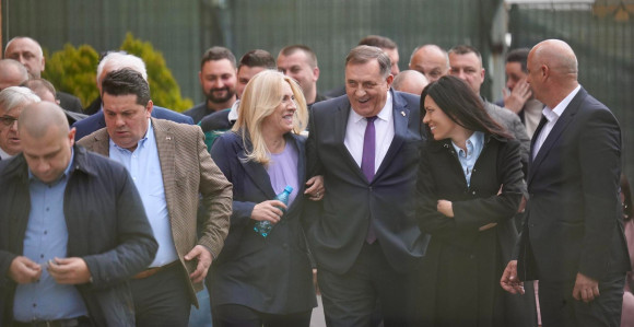 Nema sjednice NSRS, poslanici morali u Sarajevo