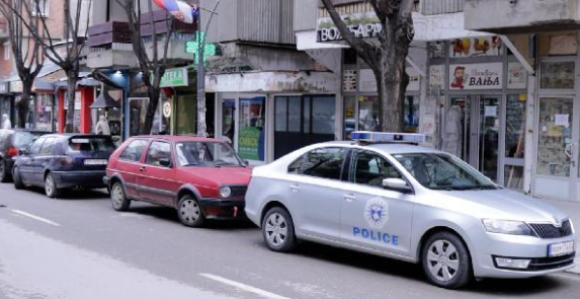 Kosovska policija upala u apoteke, odnijeli lijekove