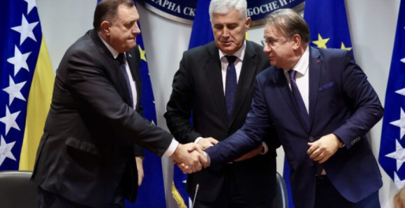 SNSD isključio Republiku Srpsku iz glasanja o sprečavanju sukoba interesa!