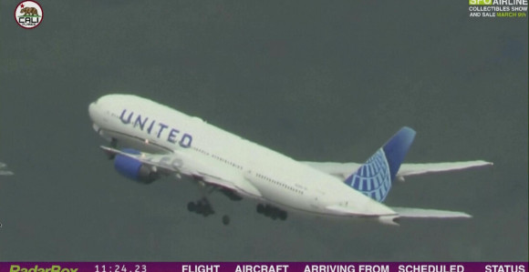 Avionu otpala guma prilikom polijetanja