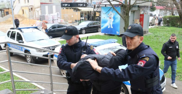 Predložen pritvor za uhapšene poreske inspektore
