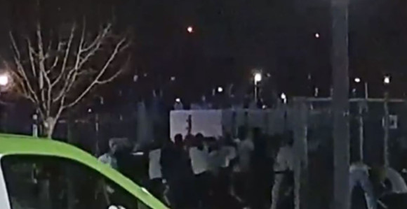 Sukob navijača uoči utakmice, 200 uhapšenih
