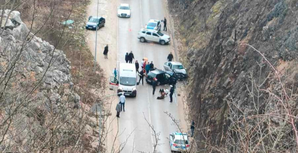 Povrijeđeno pet osoba na putu Sarajevo-Pale