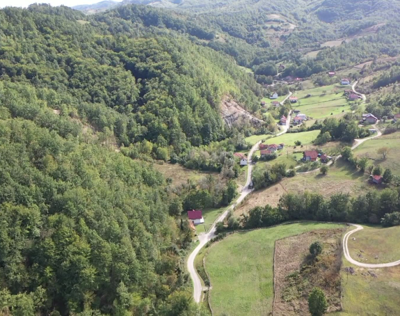 "Zeleno rudarenje je utopija! Narod će svojim tijelima braniti našu Majevicu!"