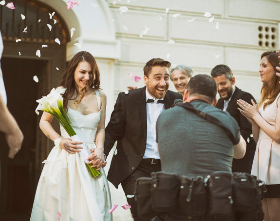 Dres kod za svadbu koji je nasmijao tviteraše