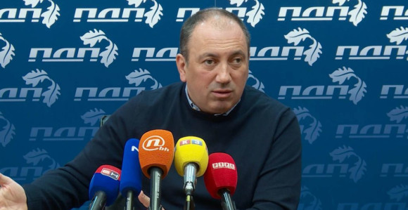 Crnadak traži istinu od Vlade u vezi "Srpska Open"