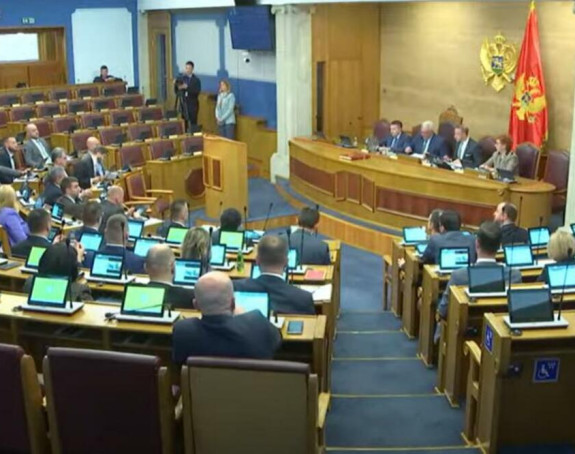 Slikama Dodika sa Đukanovićem uzdrmao opoziciju