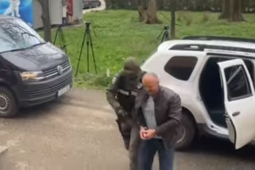 Imena uhapšenih policajaca iz Dervente zbog mita