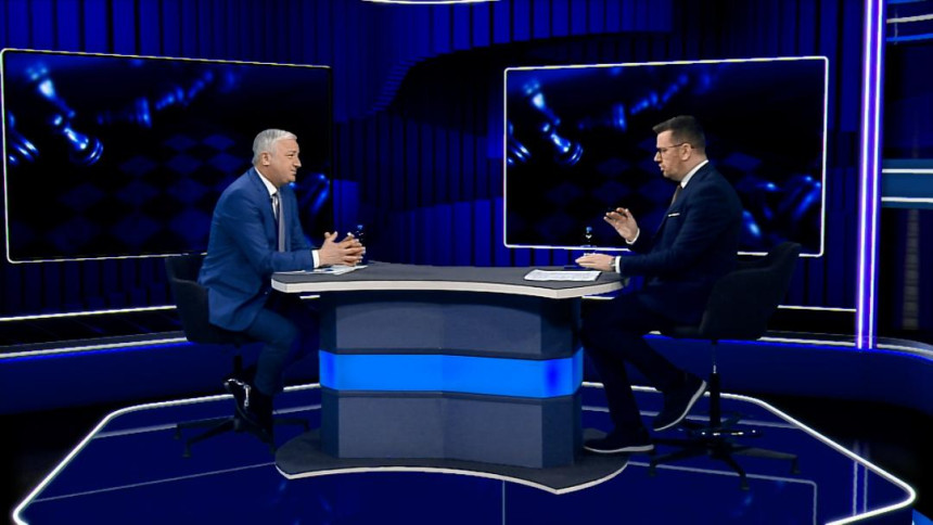 Preglasavanje bilo kog naroda je opasna igra (VIDEO)