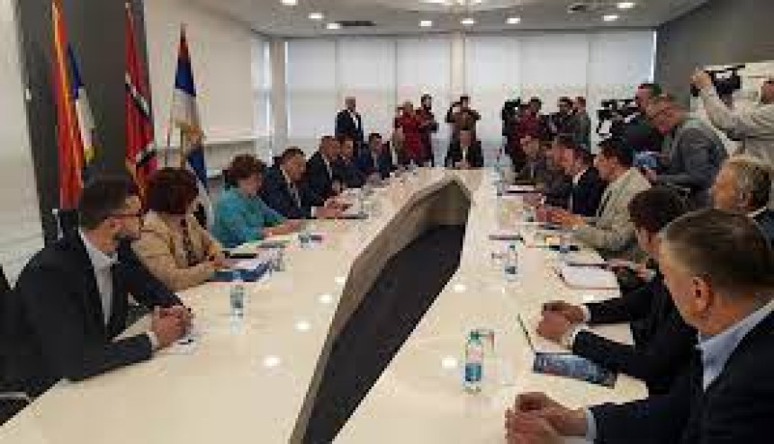 Vlada samo obećava projekte u Istočnom Sarajevu