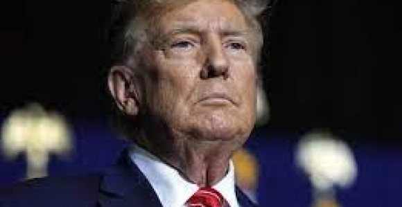 Тужилац Вејд у случају против Трампа поднио оставку