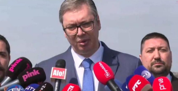 Vučić neformalno sa Dodikom